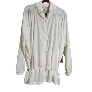 Shape Behind the seams white athleisure light jacket. 3X NWT